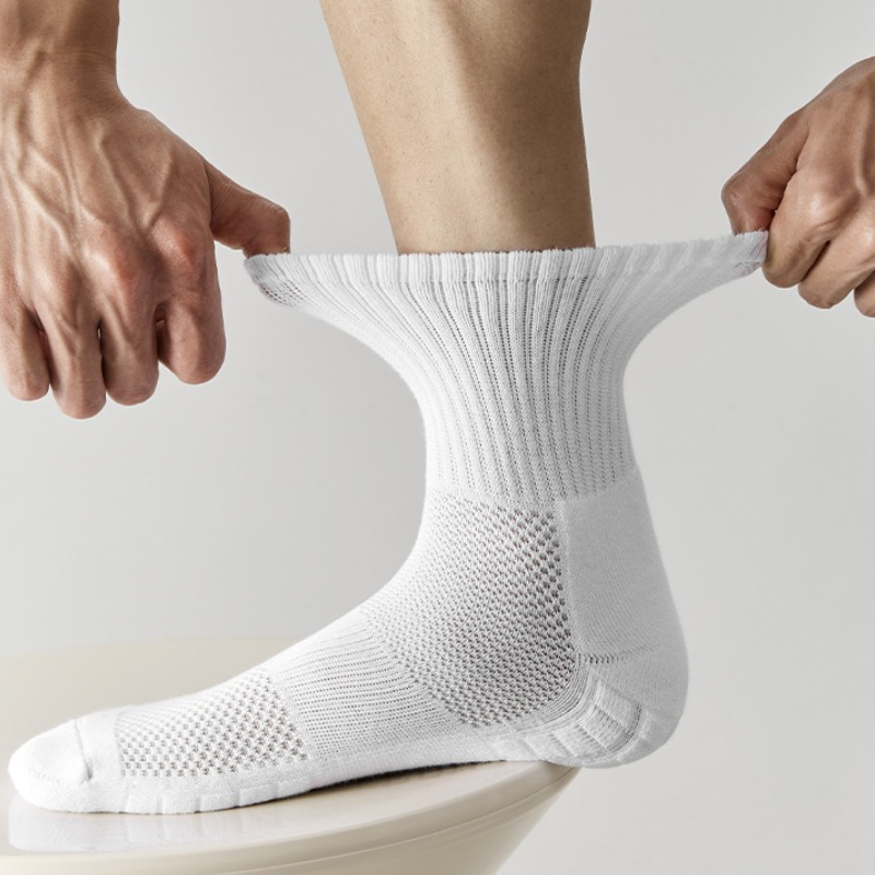 メンズ厚底吸汗通気性スポーツソックス、ランニング用ボトムクッ - Sock Garter Men のレビューと価格