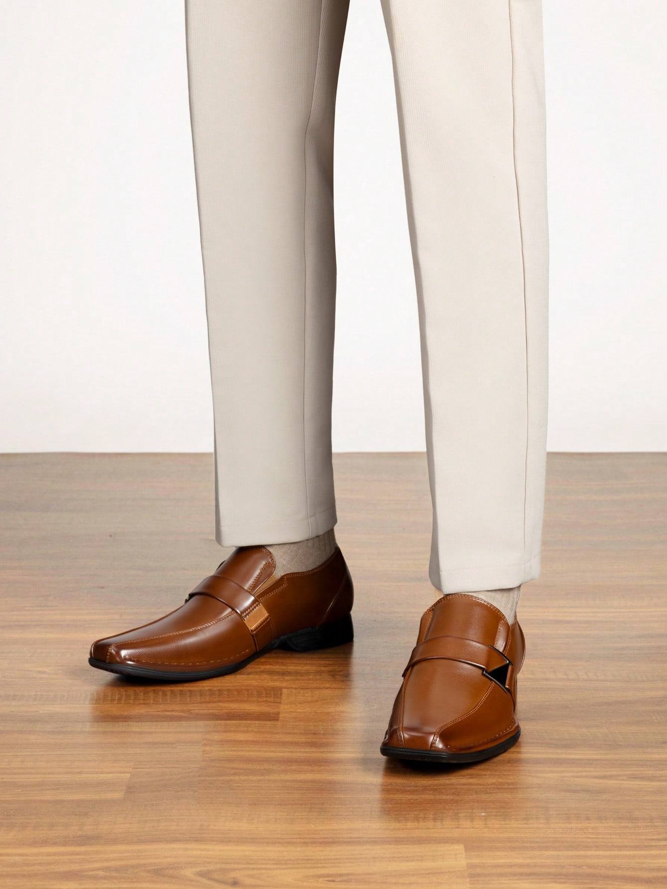 メンズ用、裏地付きのレザー製ローファー。履き心地の良いモカシ - Formal Men Daily Wear Footwear のレビューと価格