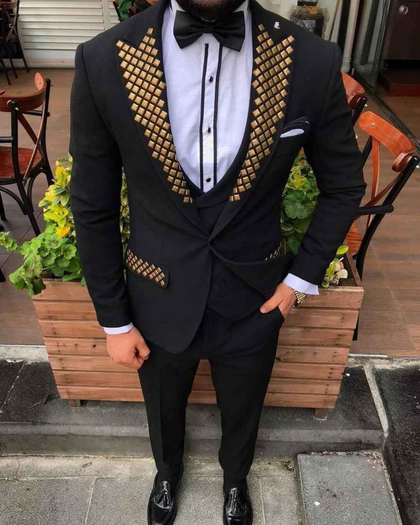 モダンな男性用タキシード、ビーズ装飾のピークドラペル、結婚式 - Men Formal Wear Modern のレビューと価格